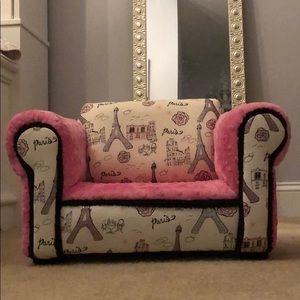 American girl couch BARLEY USED